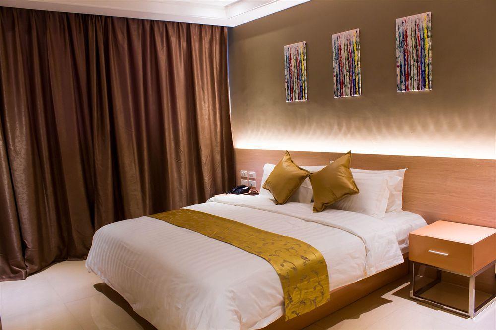 Dela Chambre Hotel Маніла Екстер'єр фото