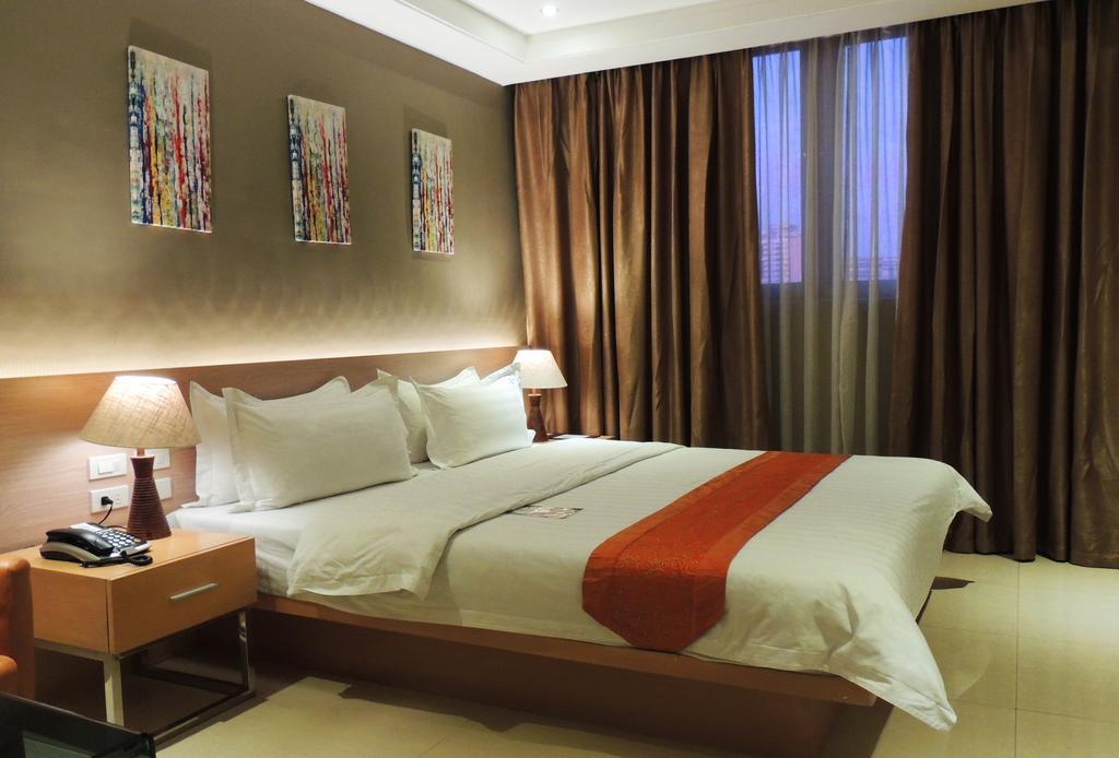 Dela Chambre Hotel Маніла Екстер'єр фото