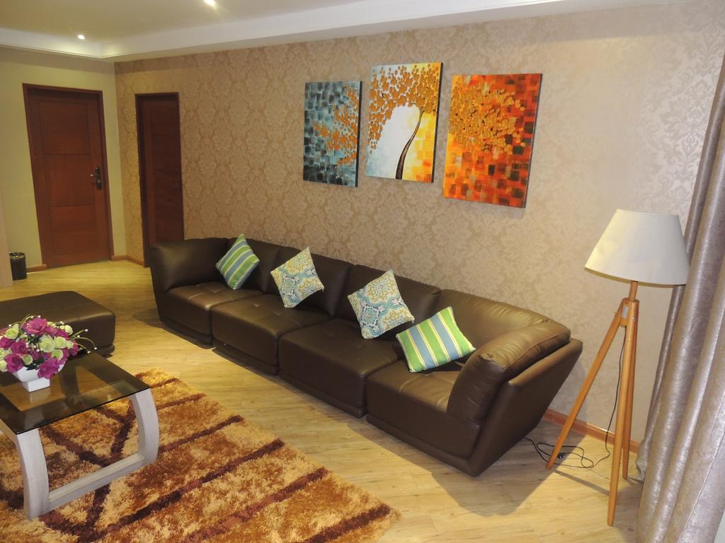 Dela Chambre Hotel Маніла Екстер'єр фото