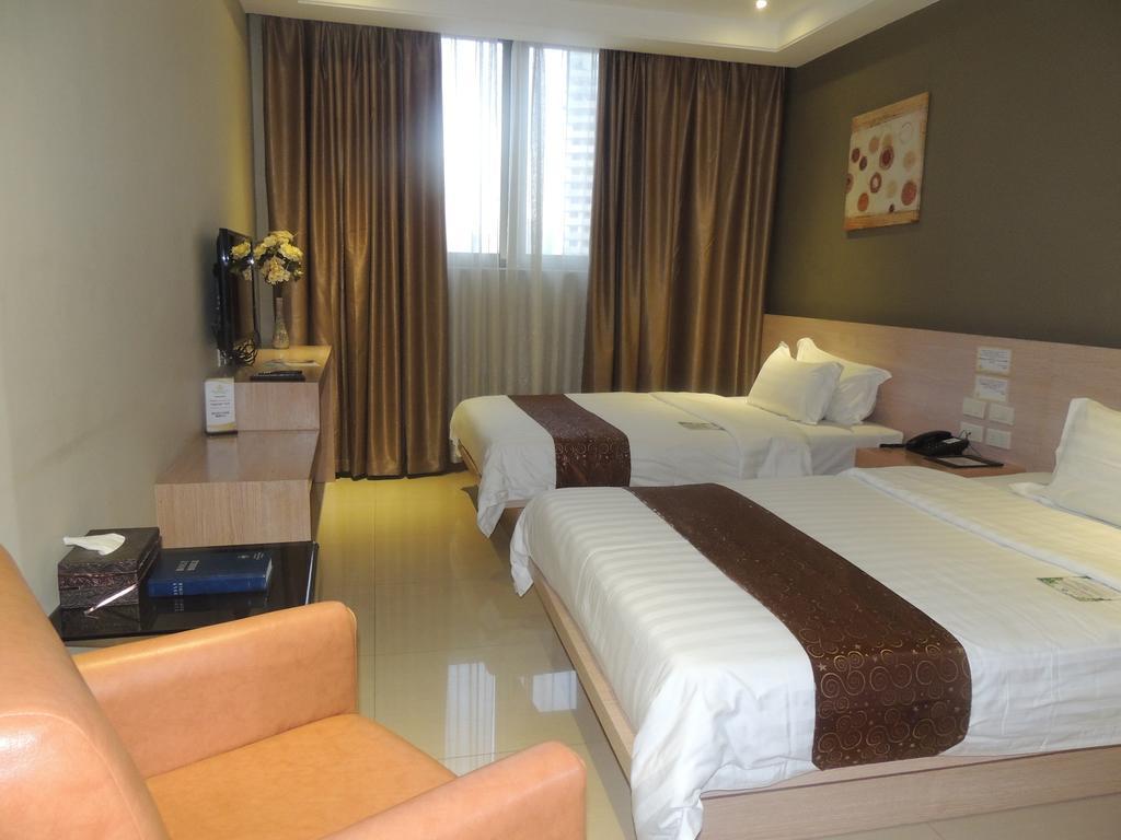 Dela Chambre Hotel Маніла Екстер'єр фото