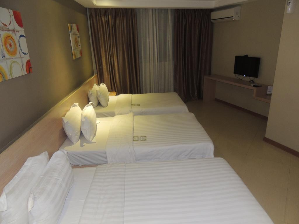 Dela Chambre Hotel Маніла Екстер'єр фото